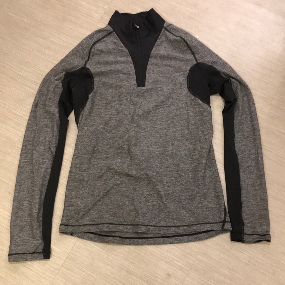 Lululemon grey pullover Medium